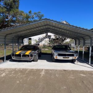 This gives you an idea of the room with two cars underneath. You can have two large four-wheel-drive. Also they have clearance is quite high at 2.4 in the side corner.